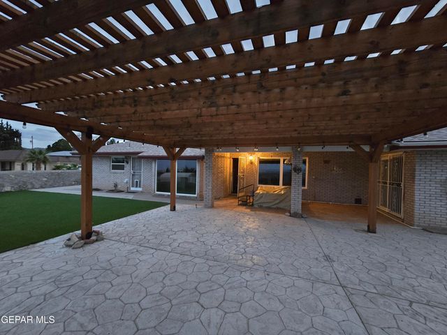 9000 RANCICH Street, El Paso, TX 79904