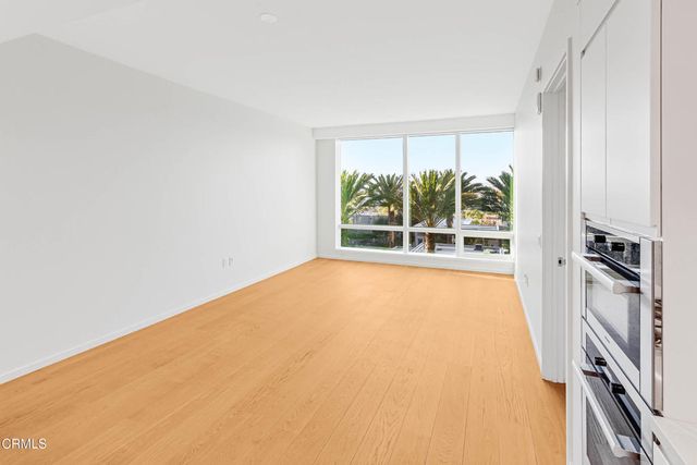 877 Francisco Street 1112, Los Angeles, CA 90015