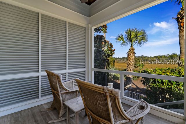 28 Gull Point Rd, Hilton Head Island, SC 29928