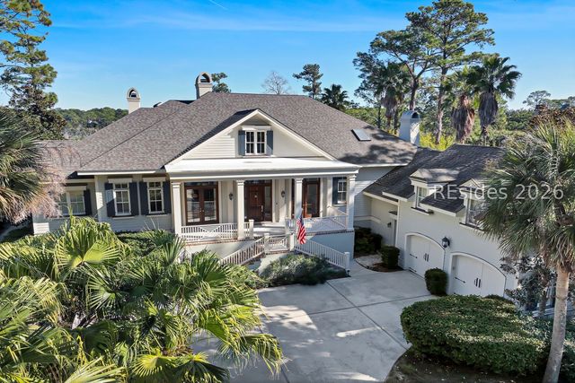 28 Gull Point Rd, Hilton Head Island, SC 29928