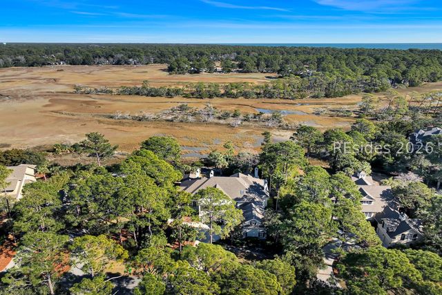 28 Gull Point Rd, Hilton Head Island, SC 29928