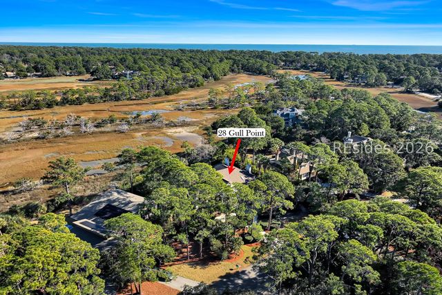 28 Gull Point Rd, Hilton Head Island, SC 29928