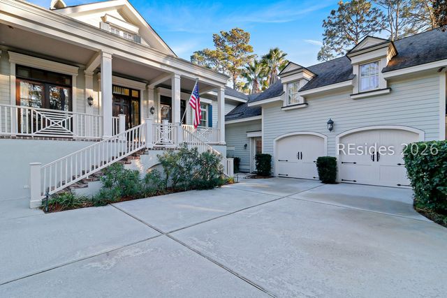 28 Gull Point Rd, Hilton Head Island, SC 29928