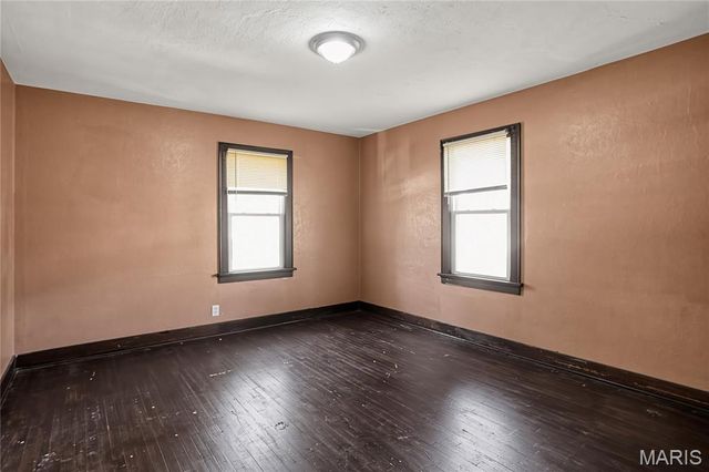 300 S Clark Avenue, Ferguson, MO 63135