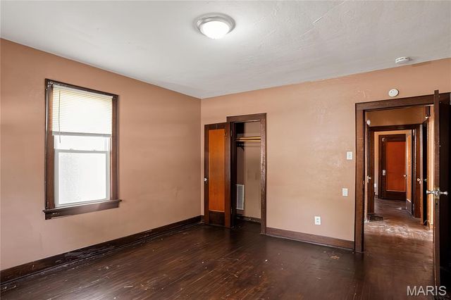 300 S Clark Avenue, Ferguson, MO 63135