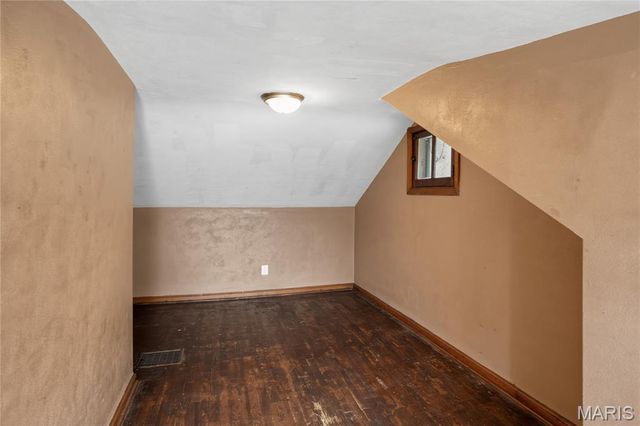 300 S Clark Avenue, Ferguson, MO 63135