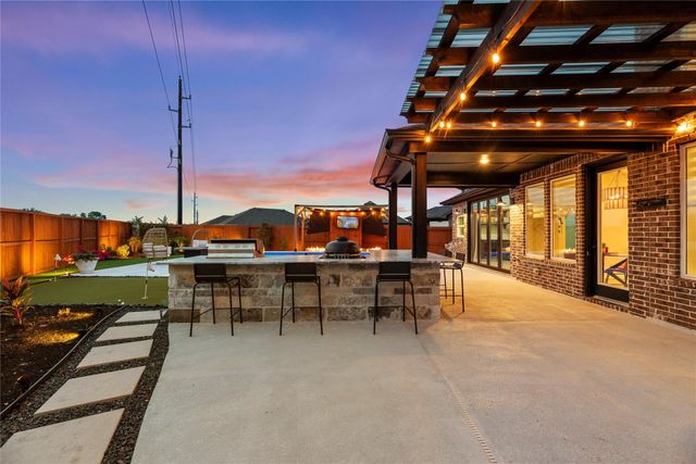 13015 Parkside Breeze Lane, Cypress, TX 77433