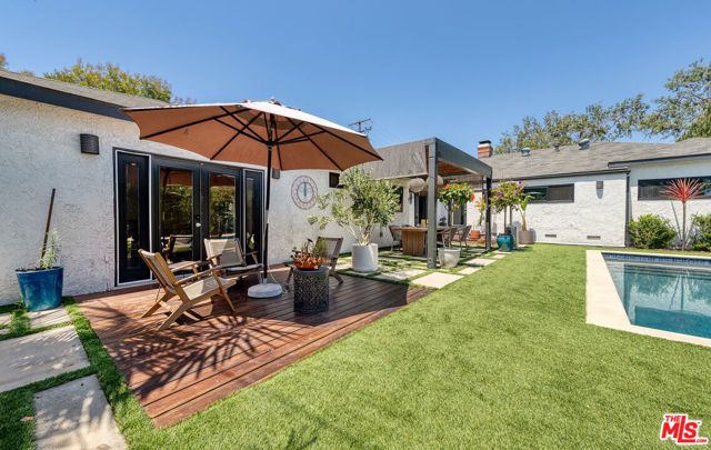 11172 Braddock Drive, Culver City, CA 90230
