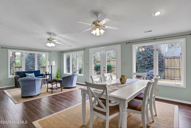 7204 Lounsberry Court, Wilmington, NC 28405