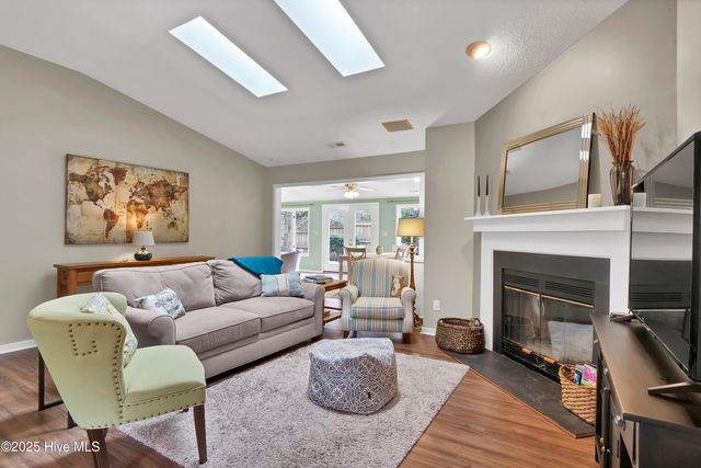 7204 Lounsberry Court, Wilmington, NC 28405