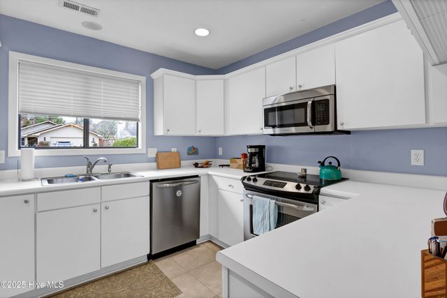 7204 Lounsberry Court, Wilmington, NC 28405