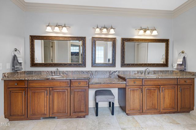 3740 Westbury Lake Drive, Raleigh, NC 27603