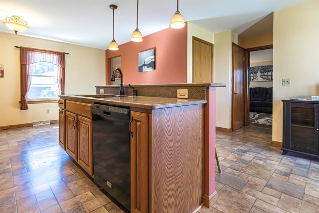 644 GOLD Avenue, Erie, PA 16509