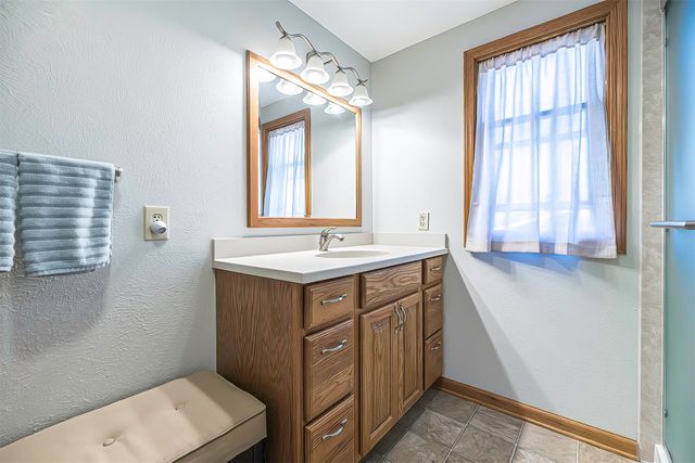 644 GOLD Avenue, Erie, PA 16509