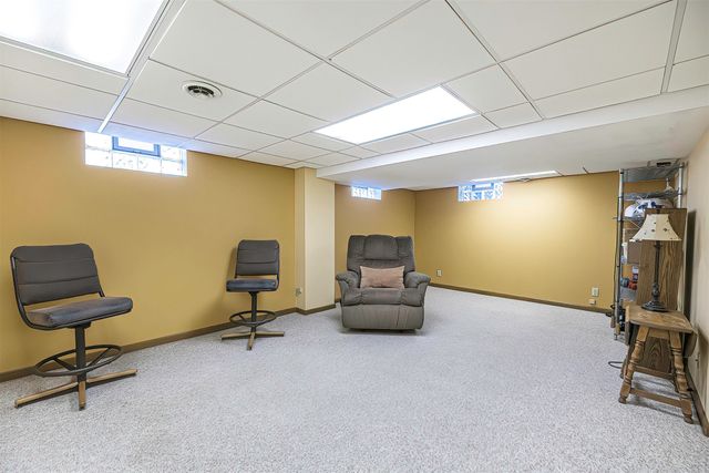644 GOLD Avenue, Erie, PA 16509