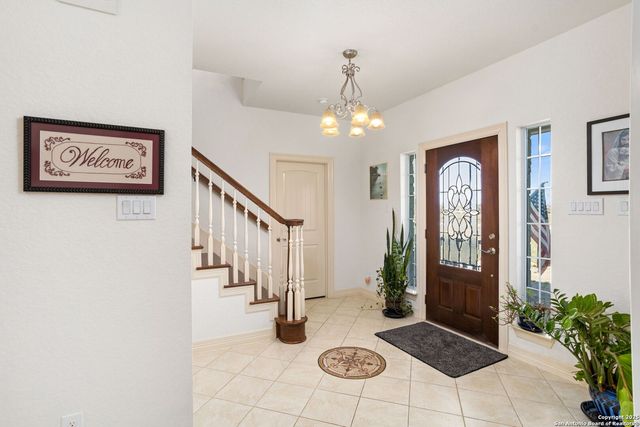 184 Scenic Hills Drive, La Vernia, TX 78121