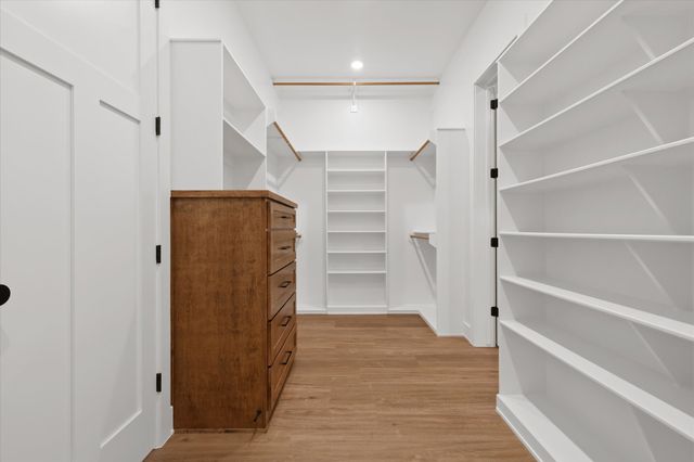 2704 Veridian Point Drive, Burleson, TX 76028