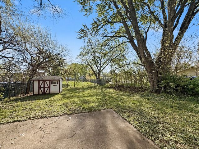 3911 7th Street, Des Moines, IA 50313