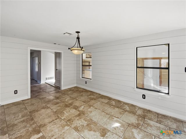 2301 Gloria Circle, Copperas Cove, TX 76522