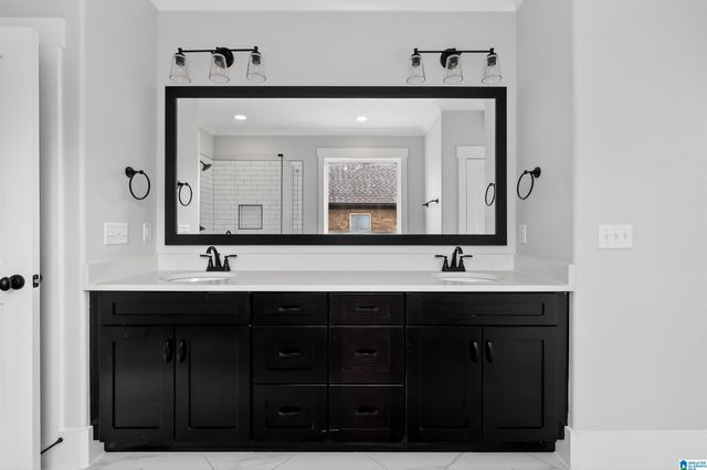 1122 GREY OAKS VALLEY, Pelham, AL 35124