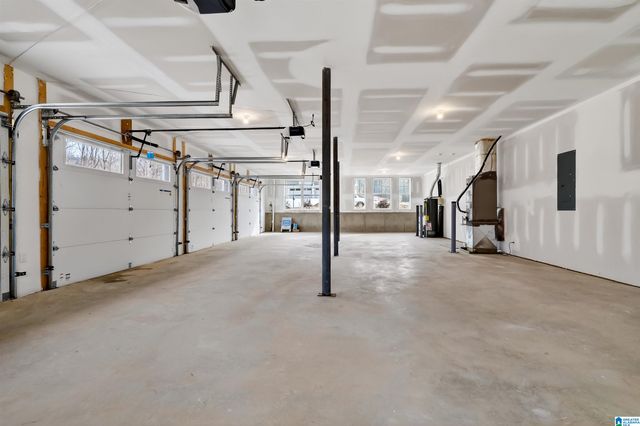 1122 GREY OAKS VALLEY, Pelham, AL 35124