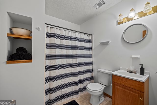 160 Quail Ridge Drive, Cleveland, GA 30528