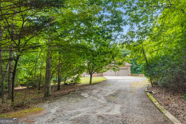 160 Quail Ridge Drive, Cleveland, GA 30528