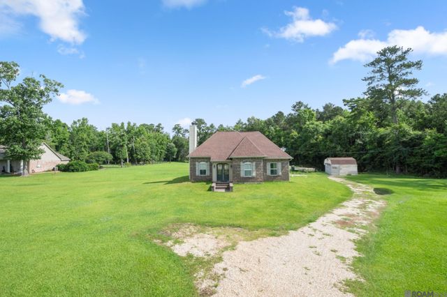 13567 Arnold Rd, Walker, LA 70785