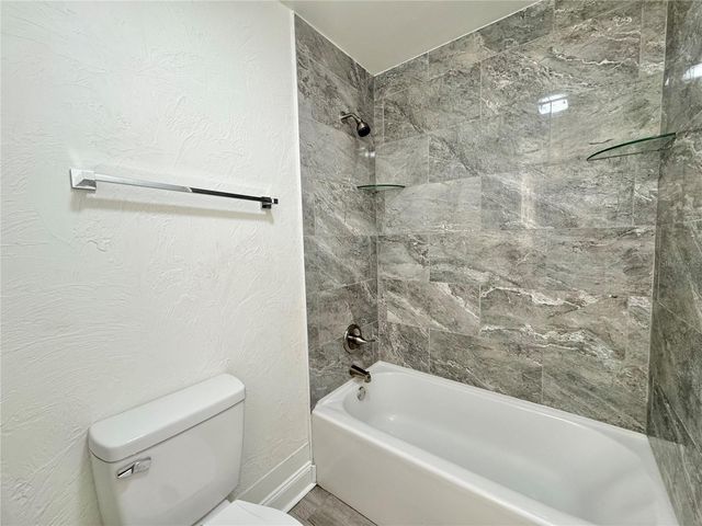 1390 10TH COURT NE, Winter Haven, FL 33881