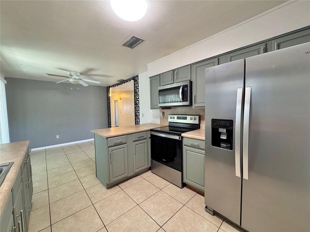 1390 10TH COURT NE, Winter Haven, FL 33881