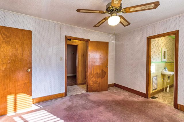 182 Garvin Lake Rd, Gaffney, SC 29340