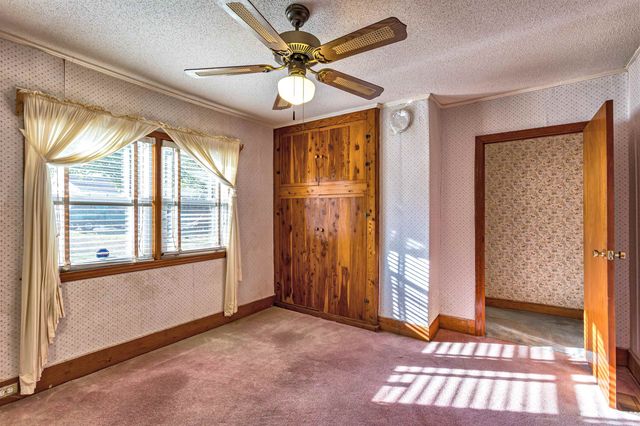 182 Garvin Lake Rd, Gaffney, SC 29340