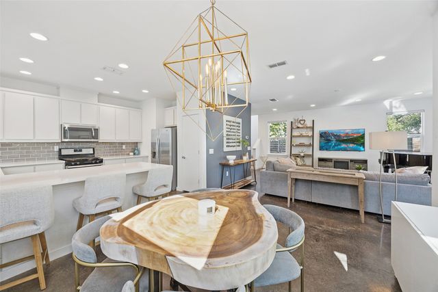 6546 E Lovers Lane, Dallas, TX 75214