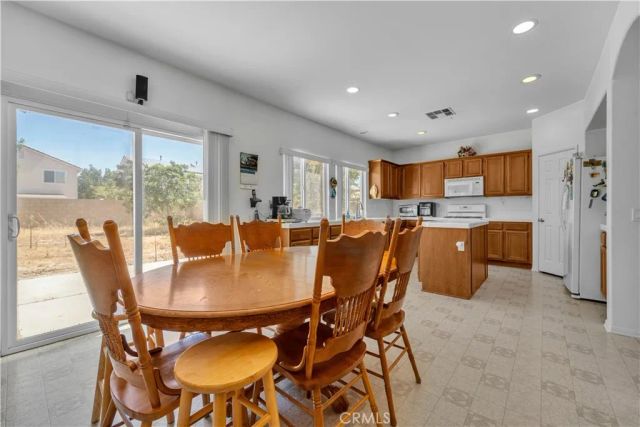 43722 Sawgrass, Lancaster, CA 93536
