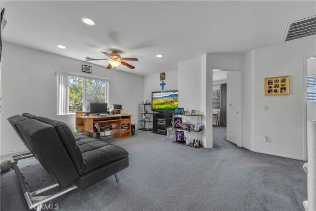 43722 Sawgrass, Lancaster, CA 93536