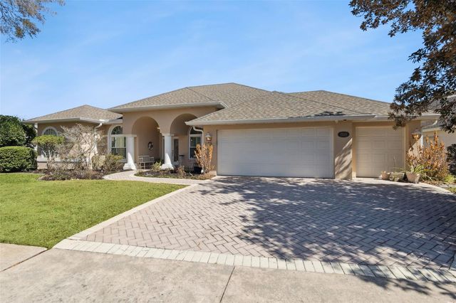 1500 EDGEWATER DRIVE, Mount Dora, FL 32757