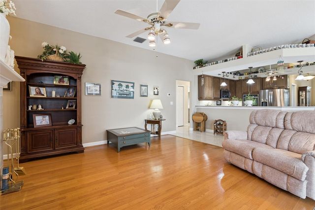 1500 EDGEWATER DRIVE, Mount Dora, FL 32757