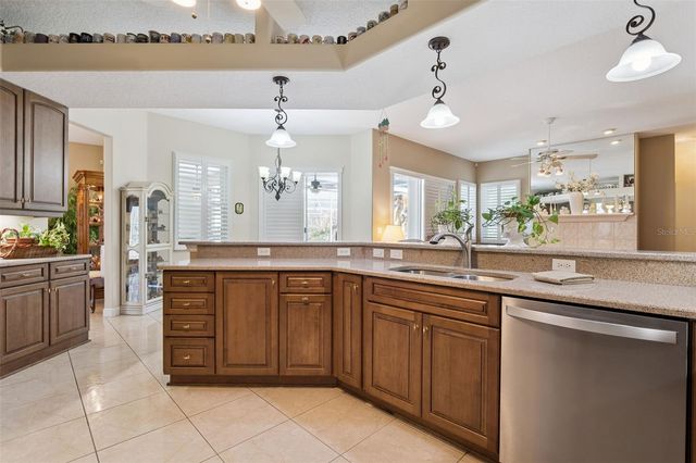 1500 EDGEWATER DRIVE, Mount Dora, FL 32757