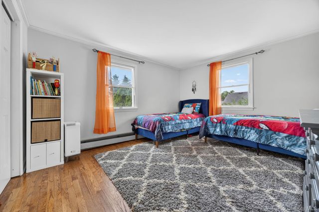1049 Admont Avenue, Franklin Square, NY 11010