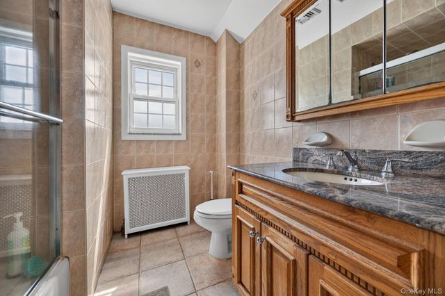 1049 Admont Avenue, Franklin Square, NY 11010