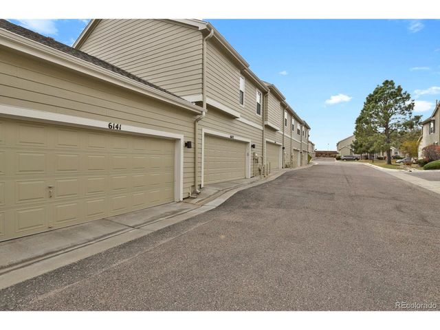 6141 Trailhead Rd, Highlands Ranch, CO 80130