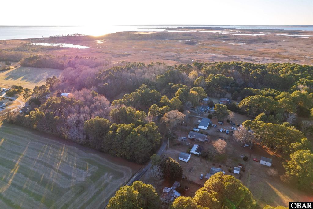 Image 20 of property listing at 128 Snow Goose Lane, Knotts Island, NC 27950