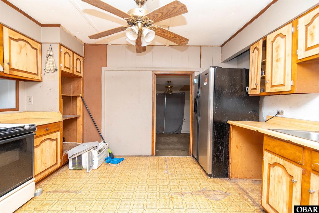 Image 35 of property listing at 128 Snow Goose Lane, Knotts Island, NC 27950