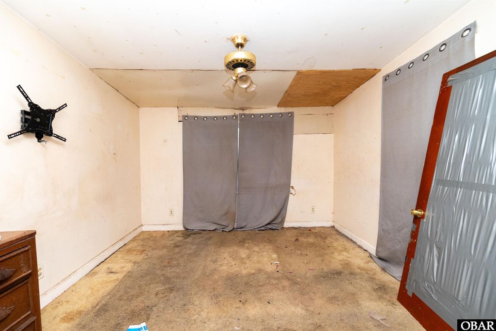 Image 38 of property listing at 128 Snow Goose Lane, Knotts Island, NC 27950