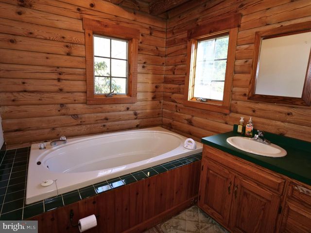 112 SANDY HILL RD, Boyertown, PA 19512