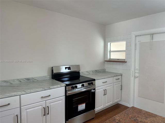 1441 NE 134th Rd 2, North Miami, FL 33161