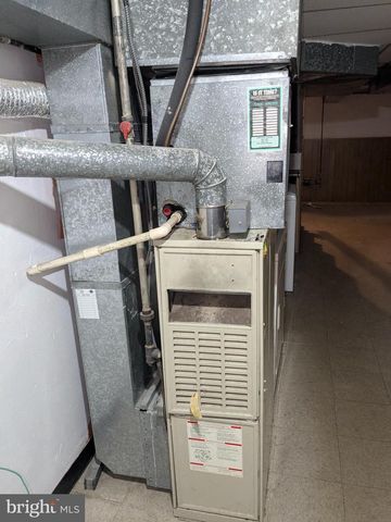 1540 HERMESPROTA DR, Sharon Hill, PA 19079