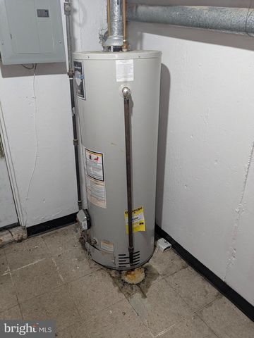 1540 HERMESPROTA DR, Sharon Hill, PA 19079