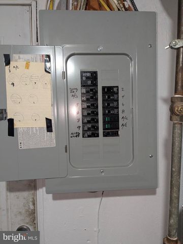 1540 HERMESPROTA DR, Sharon Hill, PA 19079