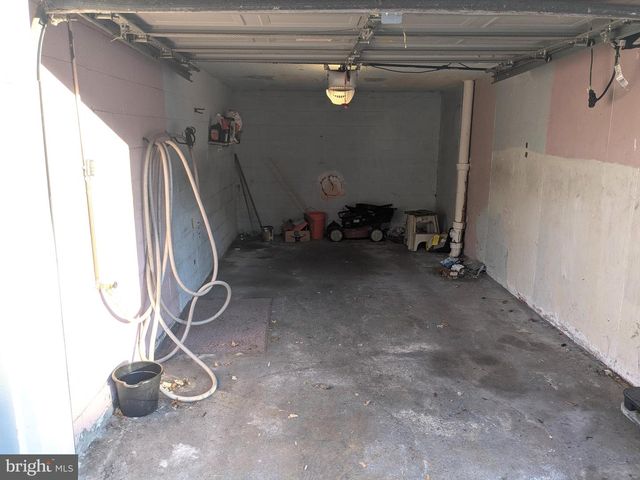 1540 HERMESPROTA DR, Sharon Hill, PA 19079